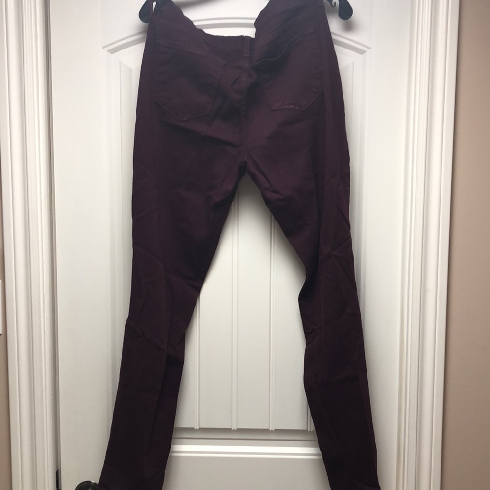 Jeans - Picture 9 of 13